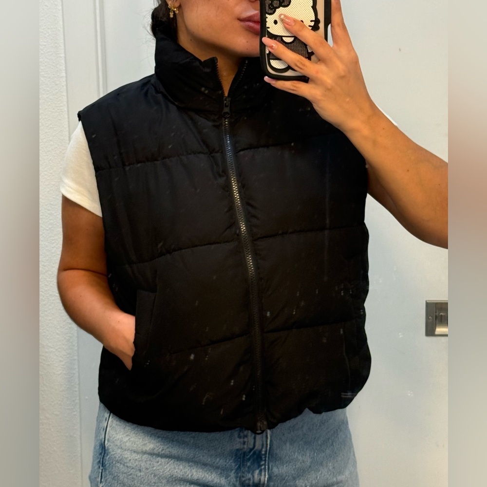 Women's Black Puffer Vest
